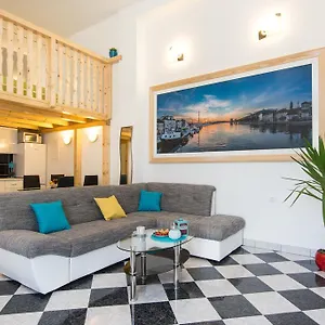  Apartment Storia Croatia